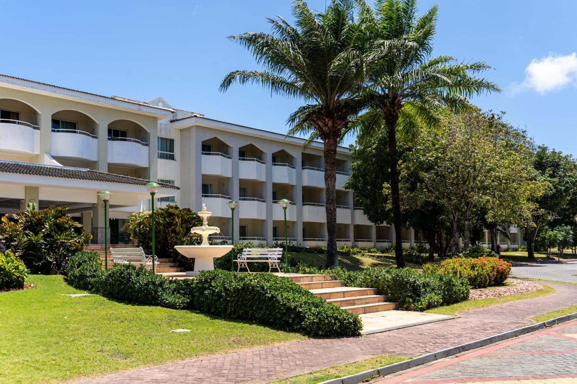 Bahia Plaza Hotel Busca-Vida Exteriör bild